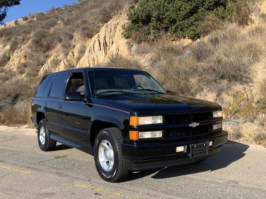  Chevrolet Tahoe Limited (GMT840) 2000 года  (фото 2 из 233)